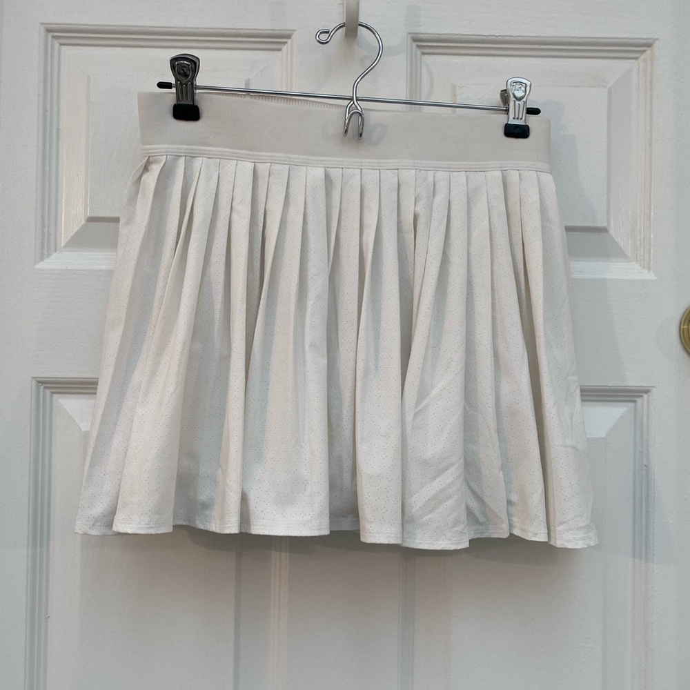 Athleta White Match Point Pleated Lasercut Skirt - Small